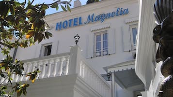 Entrada al alojamiento
