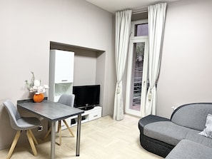 Flat-screen TV - Spalena Apartment (Prague)