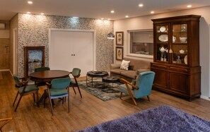 Flat-screen TV, offices