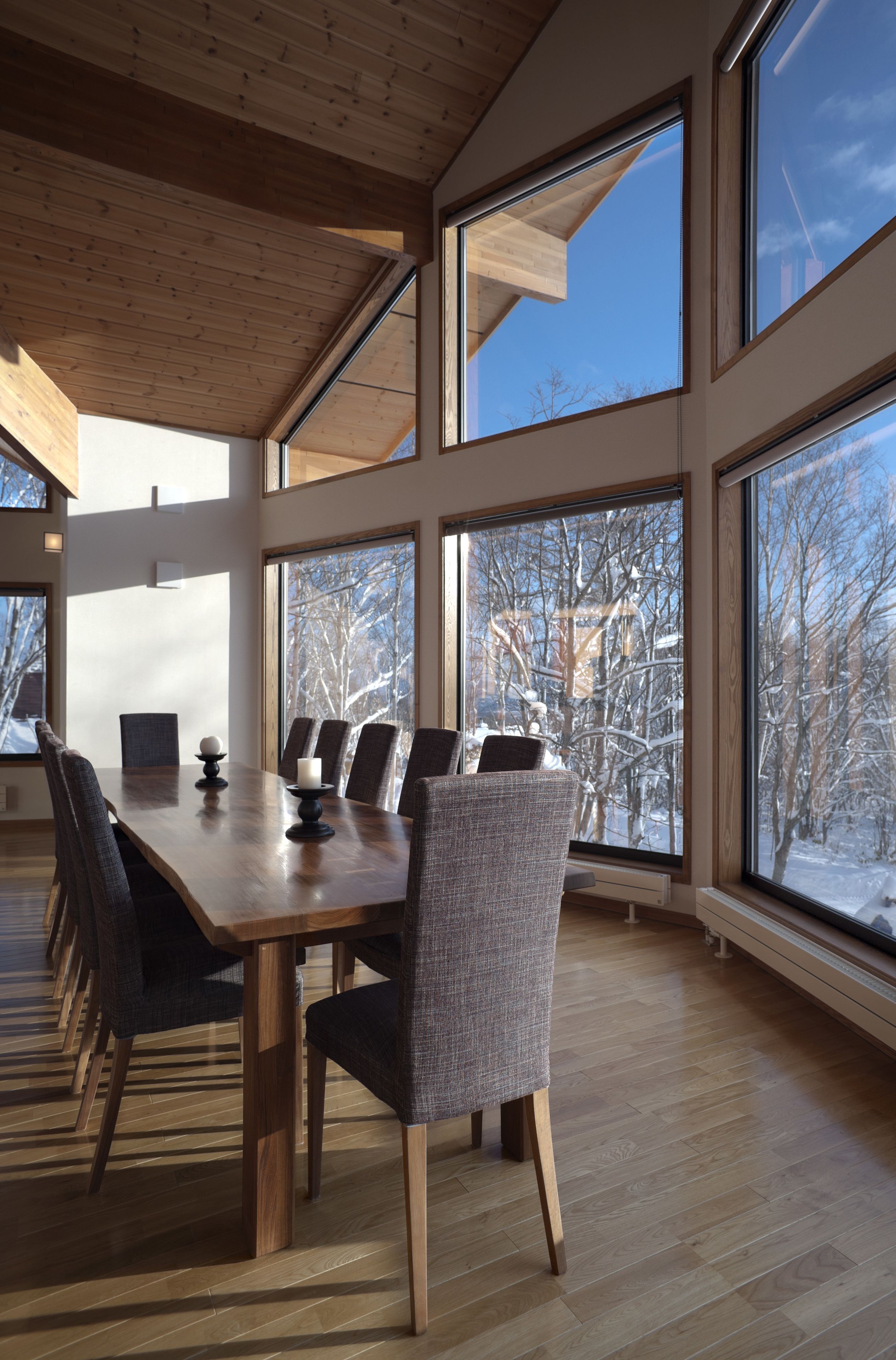 5 Bedroom Chalet | Living area | Flat-screen TV