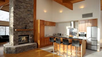 5 Bedroom Chalet | Private kitchenette | Fridge, microwave, stovetop