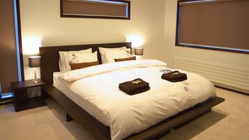 4 Bedroom Chalet Deluxe | In-room safe, free WiFi