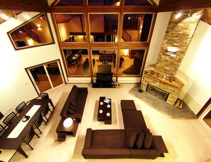 4 Bedroom Chalet Deluxe | Living area - Annupuri Village (Niseko)