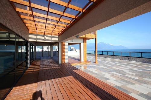 Seven Stars Sunrise, Seven Stars DEAR