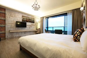 Habitación Deluxe doble | Minibar, escritorio, cortinas opacas y sistema de insonorización