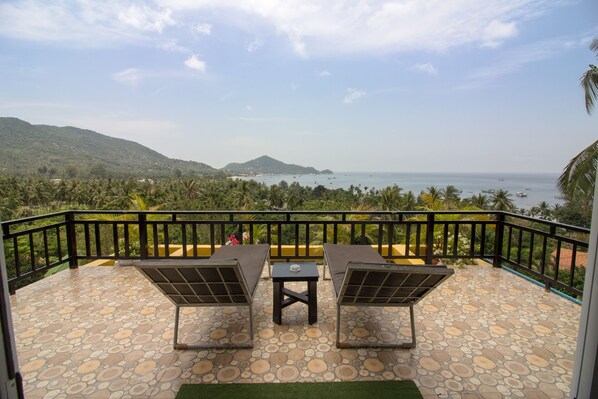 Family Room with Sea View  | Balcony