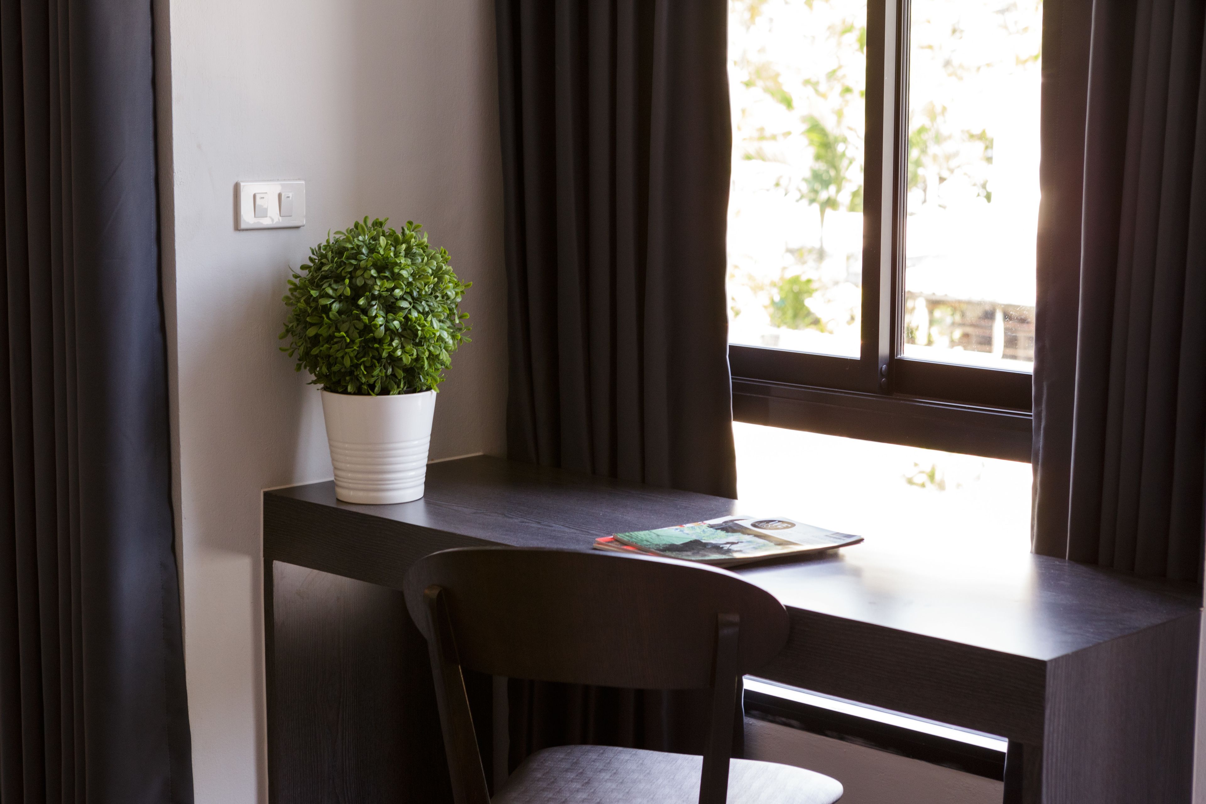 family room | desk, blackout curtains, rollaway beds, free wifi