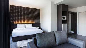 Desk, blackout curtains, rollaway beds, free WiFi