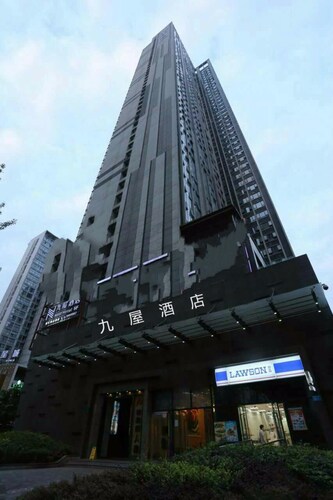 Neat Hotel