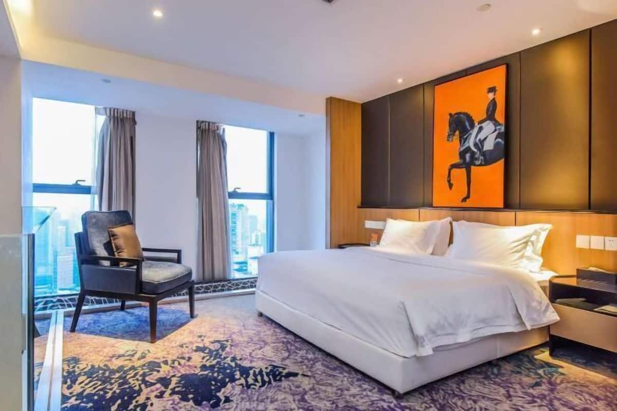 Desk, blackout drapes, iron/ironing board, free WiFi
