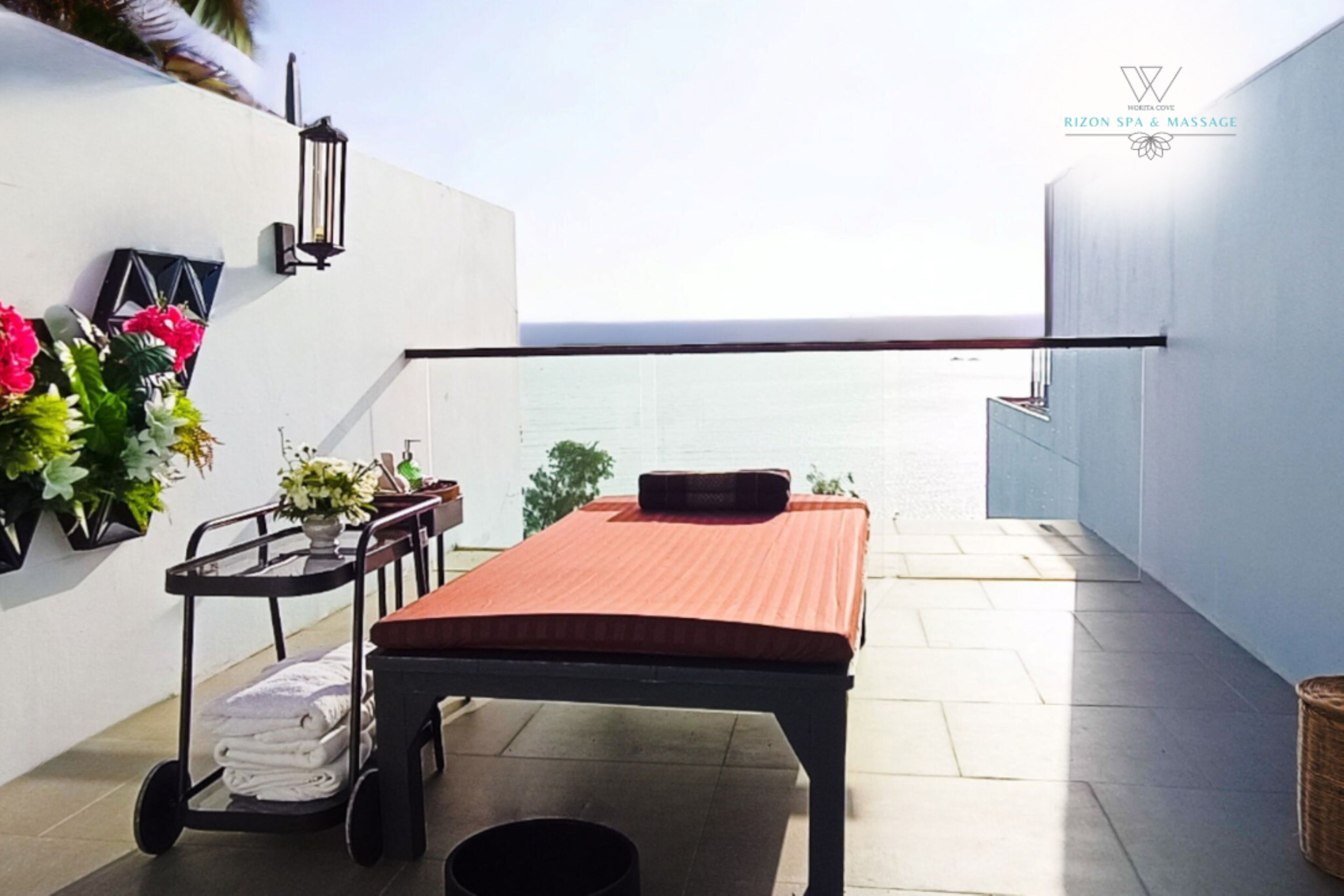 Ταϊλανδέζικο μασάζ, υπηρεσίες μασάζ