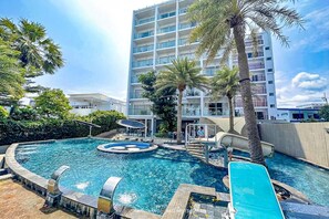 Indoor pool - Worita Cove Hotel (Sattahip)