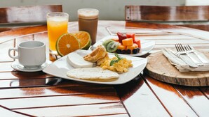 Breakfast meal