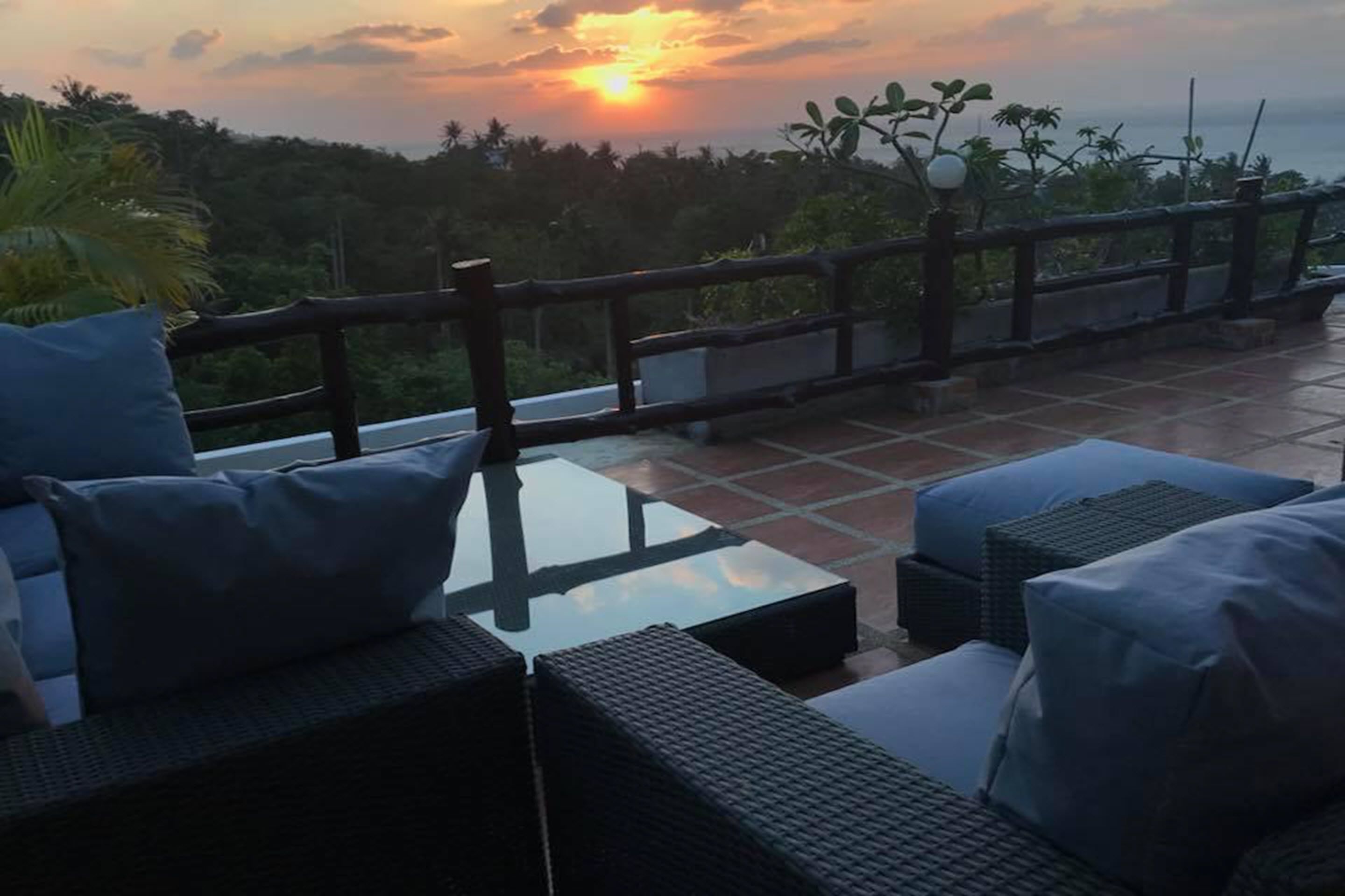 Three Bedrooms House | Terrace/patio