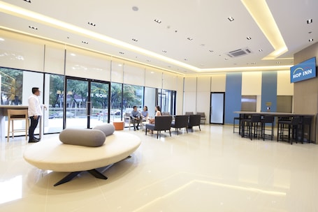 Sala de estar en el lobby