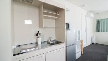 Deluxe Triple Room with Private Open-air Bath, Mount Yufu View | Desk, free WiFi