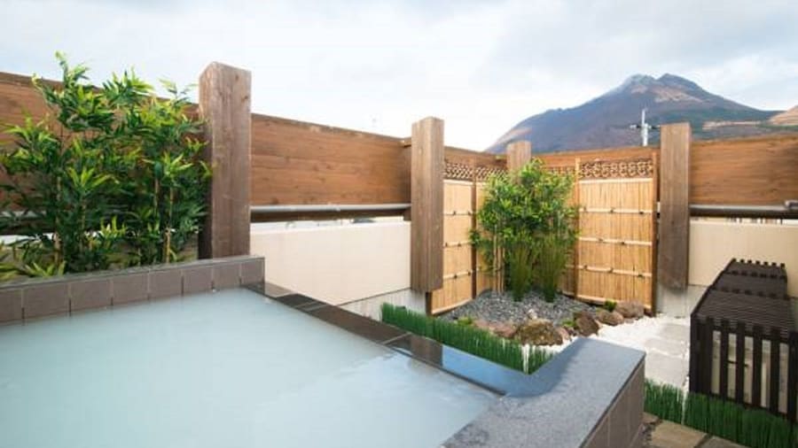 Etavia Yufuin ekimae