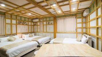 Standard Triple Room | Desk, free WiFi