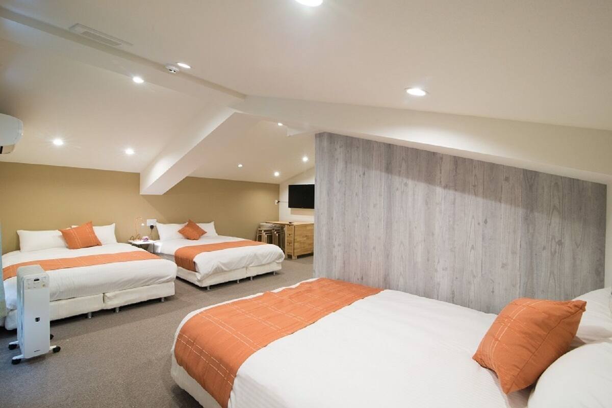 Superior Triple Room with Private Open-air Bath | Desk, WiFi (free)