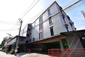 Exterior - WJ Residence at Suvarnabhumi (Bang Phli)