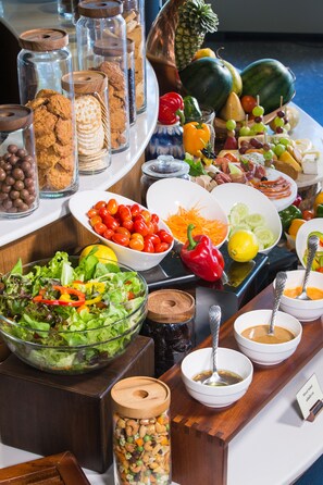 Daily buffet breakfast (THB 589 per person) - Navana Nature Escape (Pattaya)