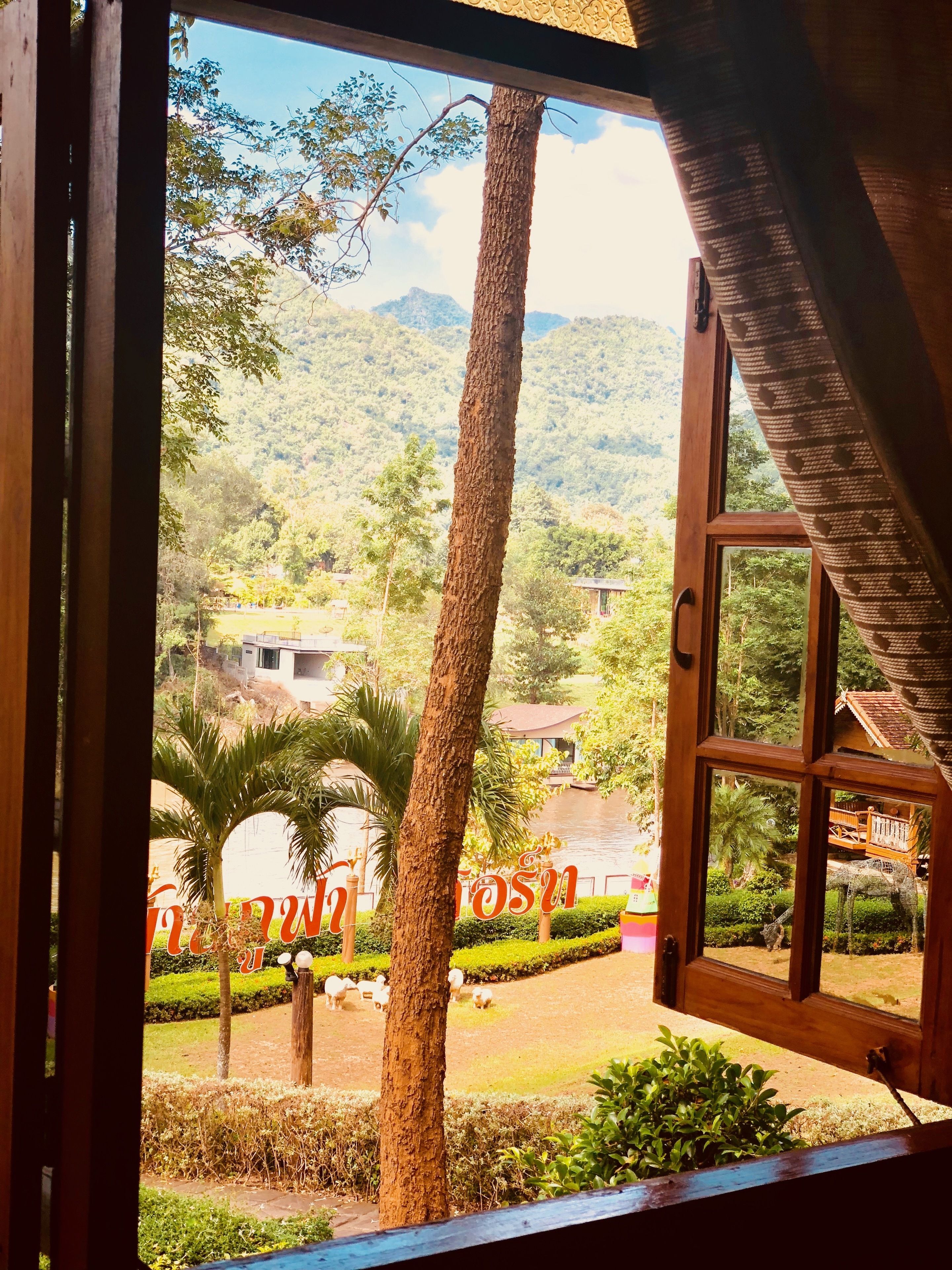 Private Garden Bungalow with River View | 客房景观