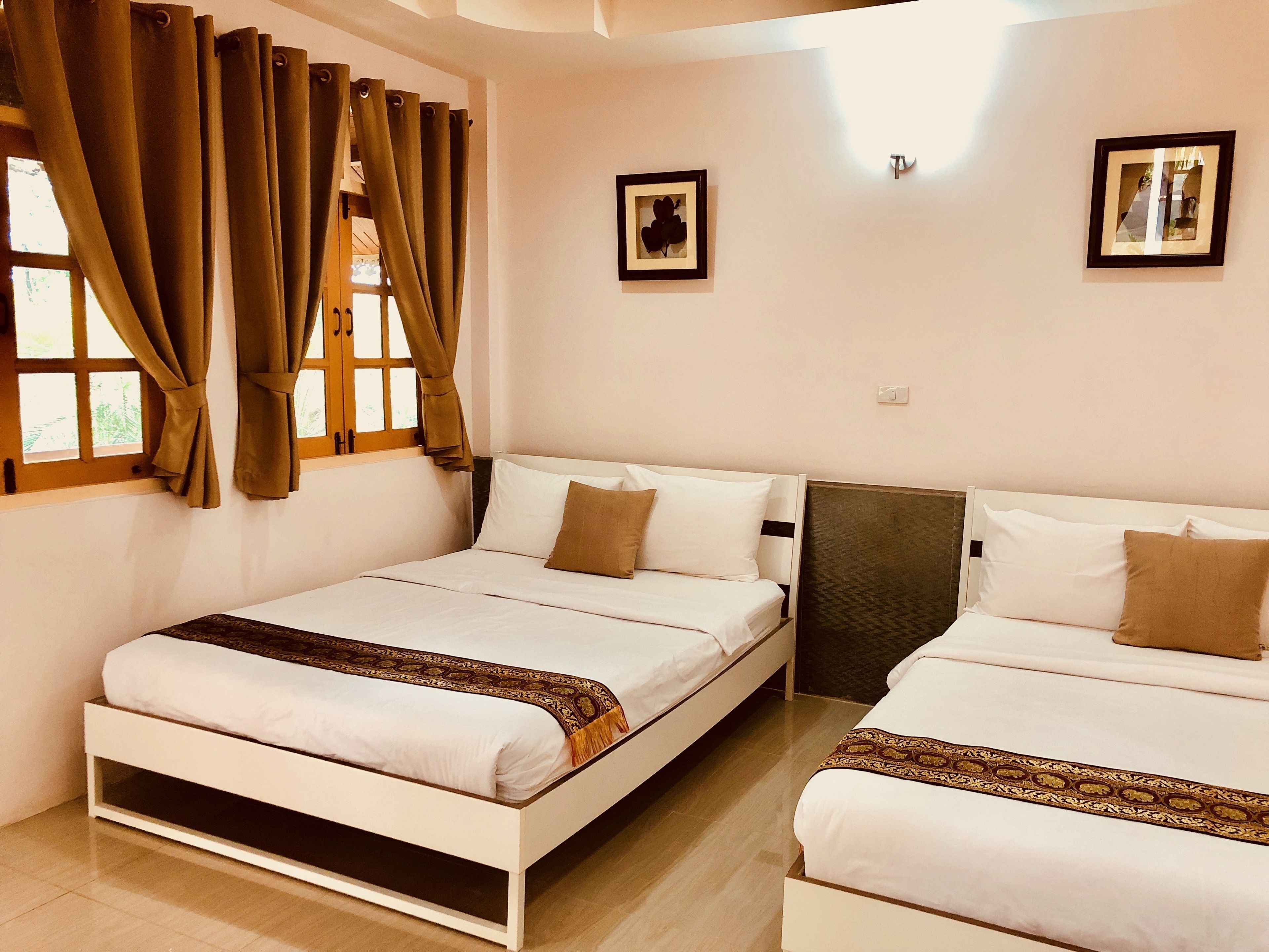 Free WiFi, bed sheets