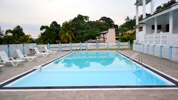 Alberca al aire libre