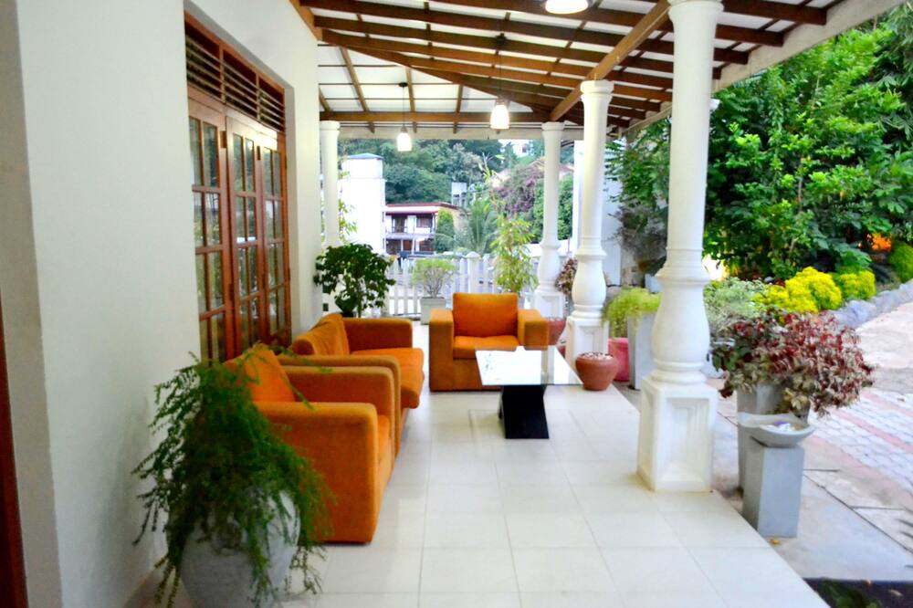 Capital Regency Hotel