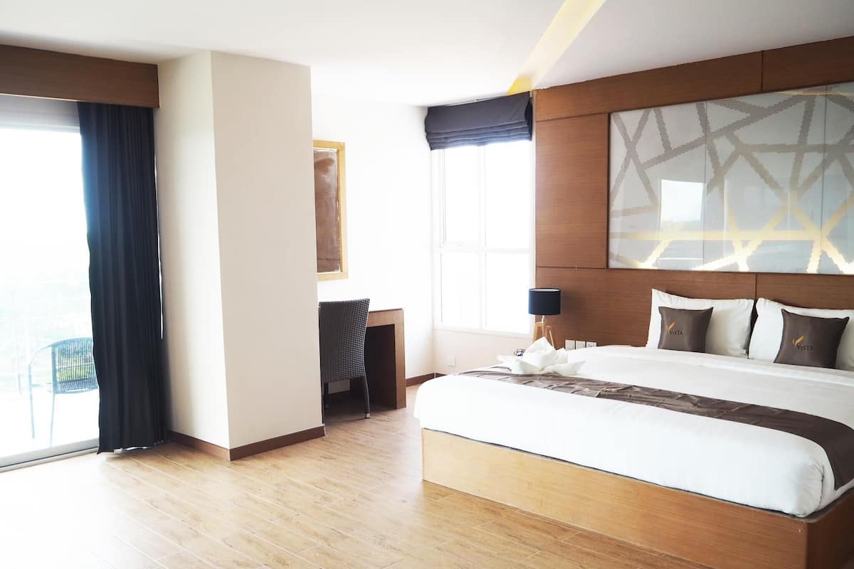 1 bedroom, minibar, in-room safe, rollaway beds