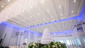Instal·lacions cobertes per a la celebració de casaments