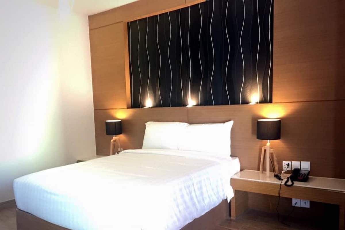 1 bedroom, minibar, in-room safe, rollaway beds