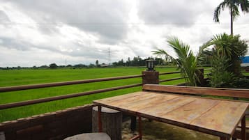 Basic House (1) | Balcone