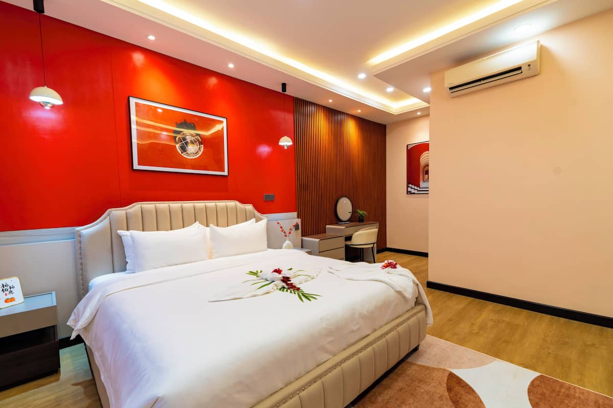 Elite Room