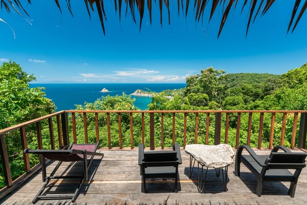Master Sea View Bungalow Balcony | View from room