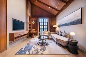 Suite | 1 bedroom, premium bedding, down comforters, Select Comfort beds - Melia Shanghai Parkside (Shanghai)