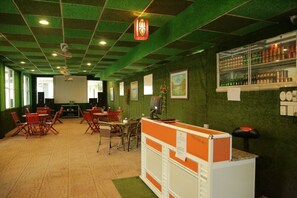 Daily cooked-to-order breakfast for a fee - Lucky89 Border Casino (Kampong Rou)