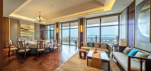 Pingtian Peninsula Hotel