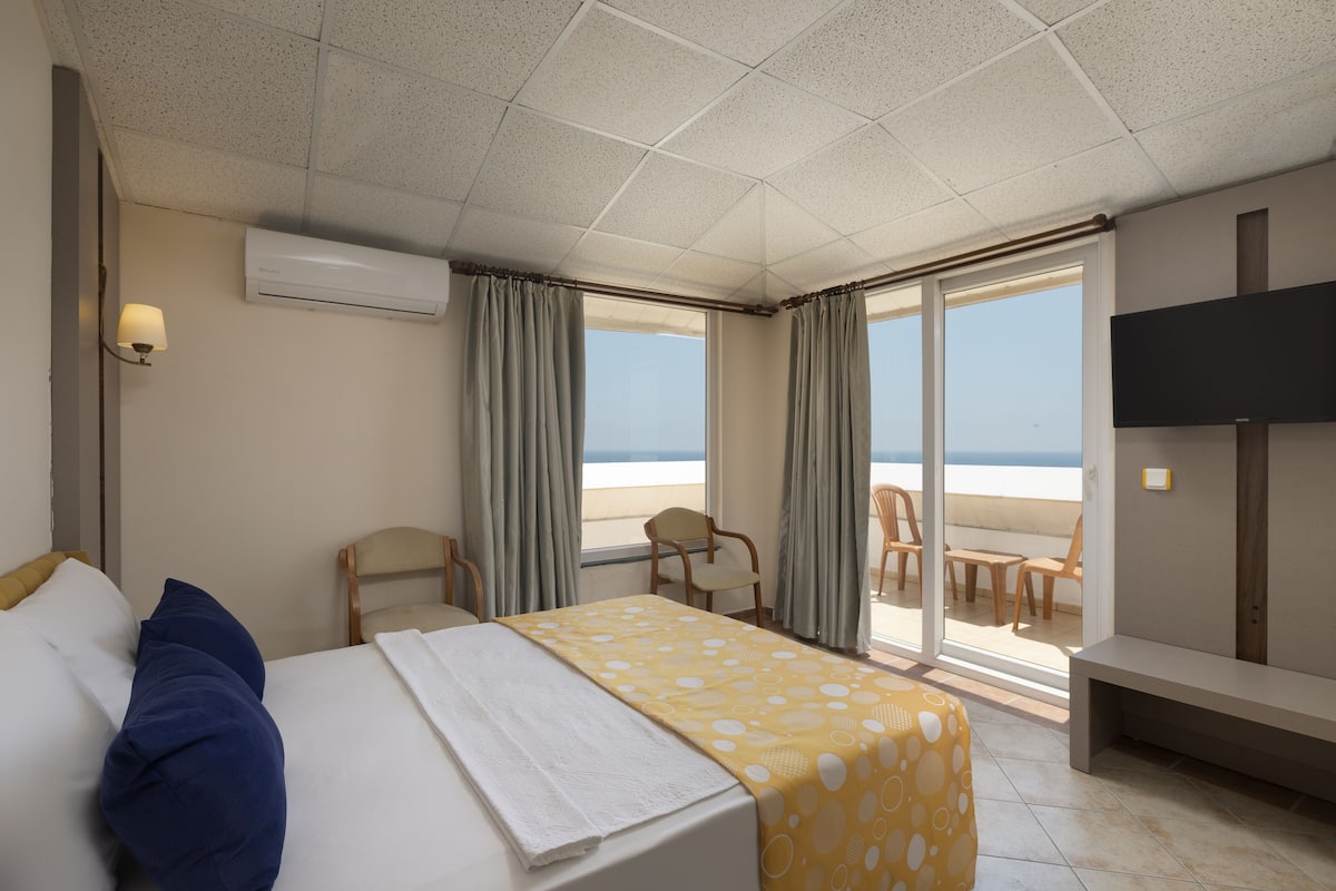 1 bedroom, free minibar, in-room safe, free WiFi