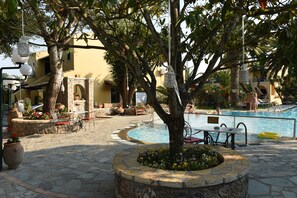 Exterior - Spiti Nikos (Corfu)
