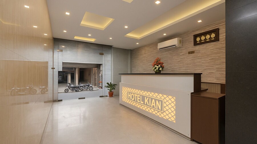 Hotel Kian by JMD Group