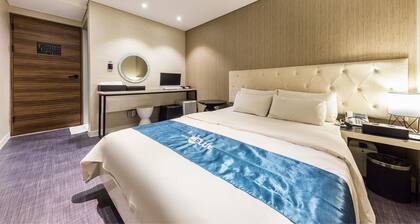 Hotel The Blue Cheonho