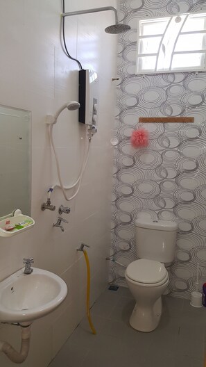 Ferienhaus, 4 Schlafzimmer | Badezimmer