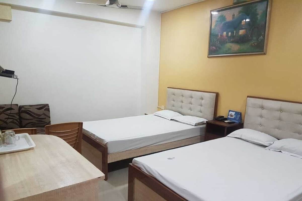 Kamar Quadruple | Meja kerja dan Wi-Fi gratis