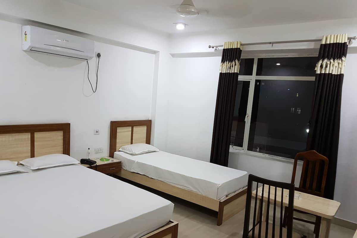 Kamar Triple | Meja kerja dan Wi-Fi gratis