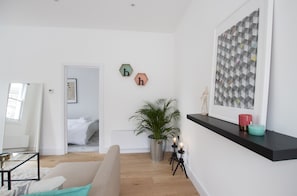 Flat-screen TV, Netflix - Greyhound Residences by Allô Housing (London)