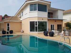 7-Bedroom Villa  | Terrace/patio - TY Holiday 217 (Pattaya)