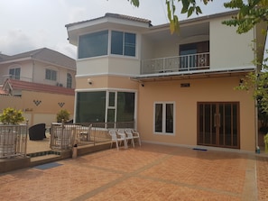 7-Bedroom Villa | 테라스/파티오