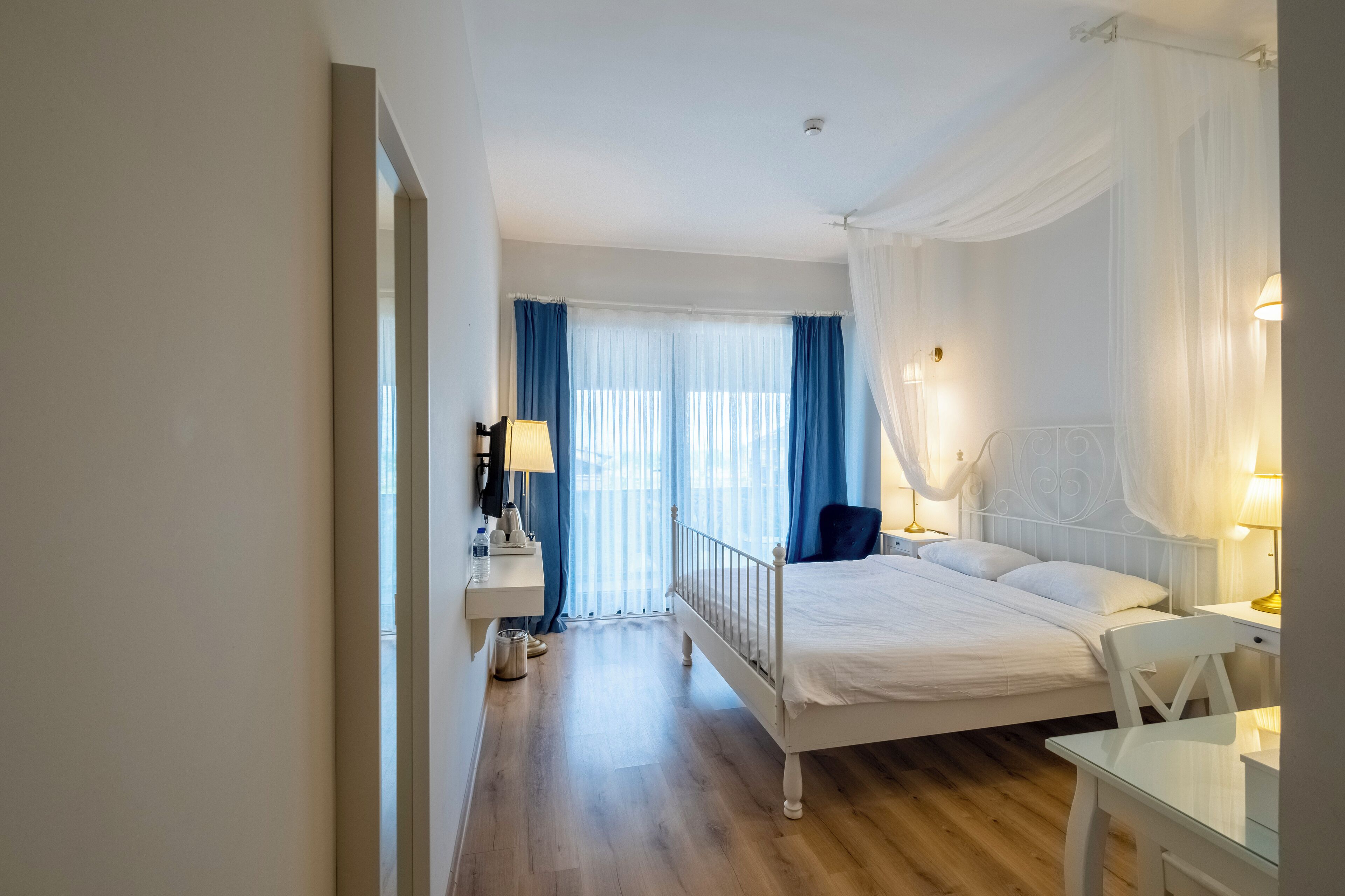Comfort Double Room | Egyptian cotton sheets, premium bedding, blackout drapes