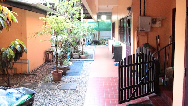 Unclassified image, 1 of 17, button - Hug Chang House (Chiang Mai)
